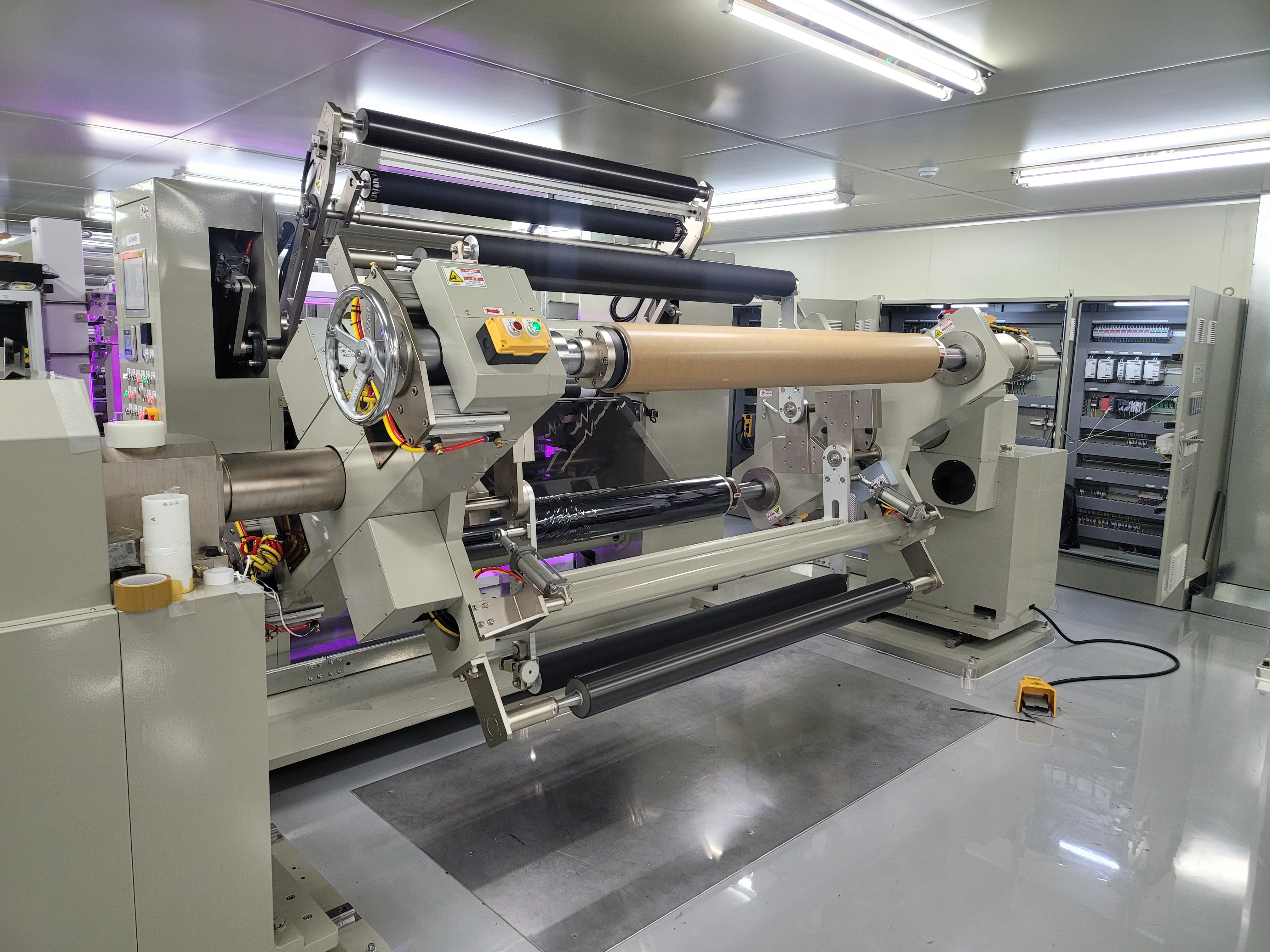  SMC-17C-MF-PEC1700(Window Film Coating Machine)