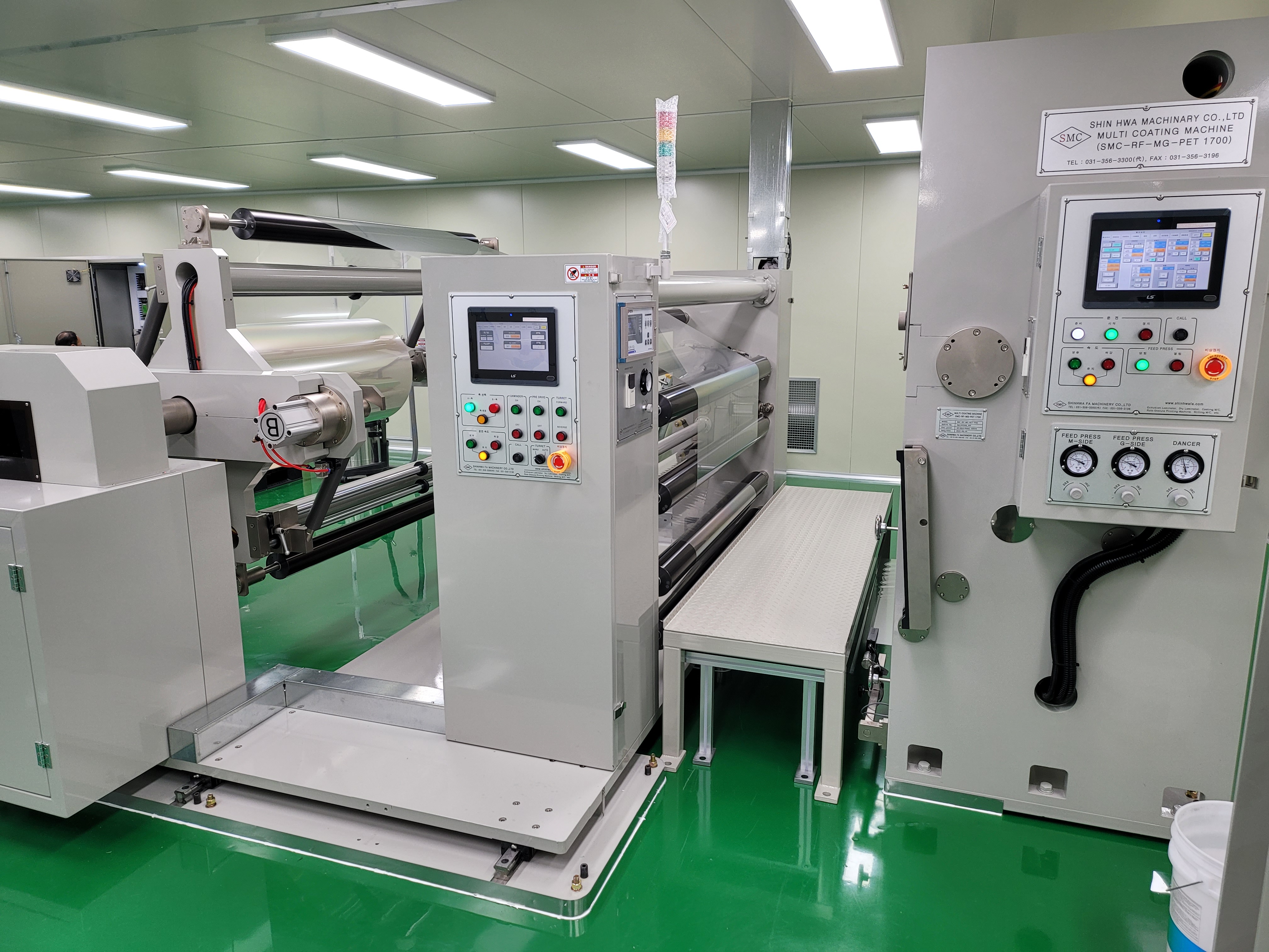  SMC-17C-MF-PEC1700(Window Film Coating Machine)