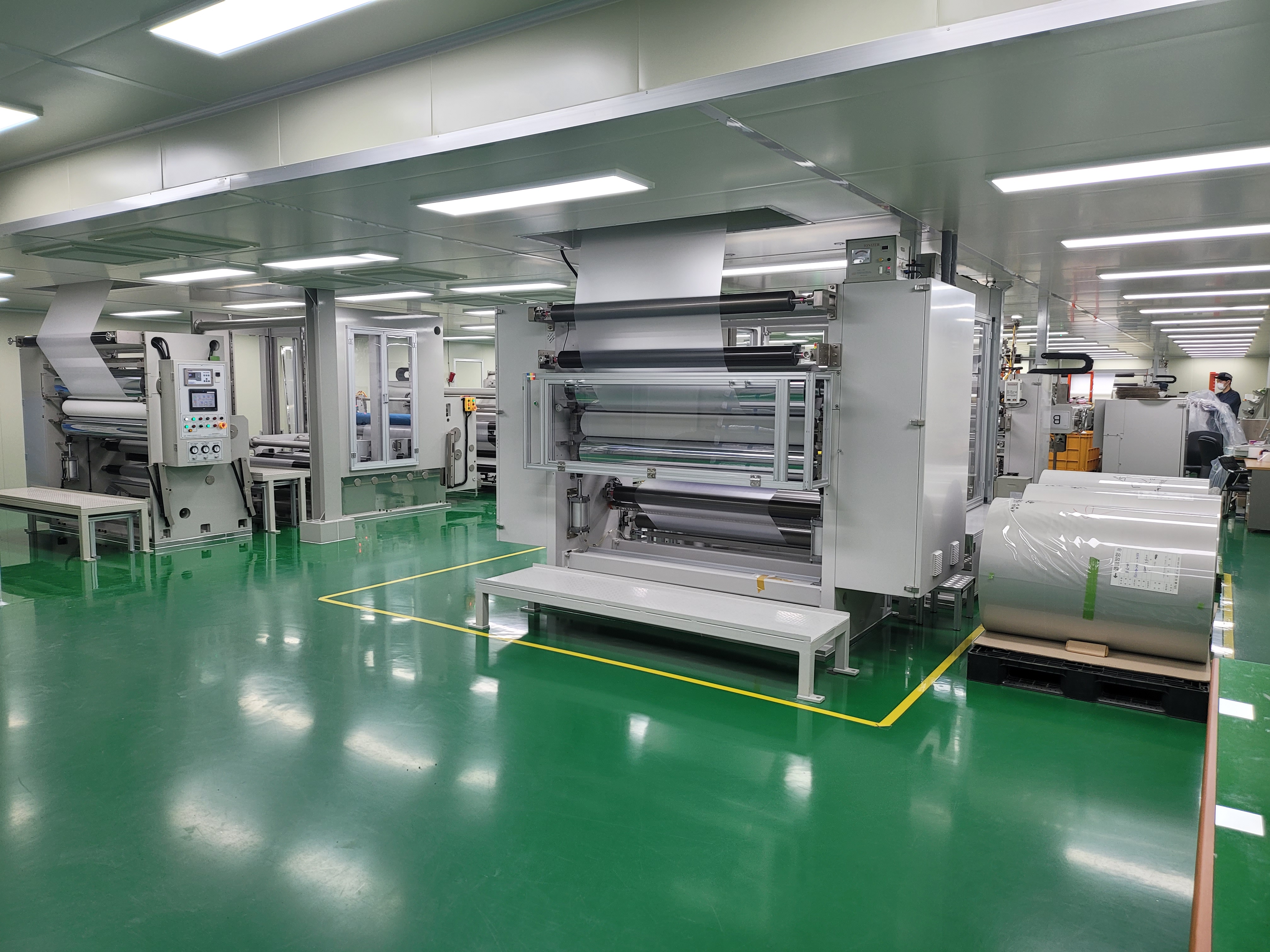  SMC-17C-MF-PEC1700(Window Film Coating Machine)